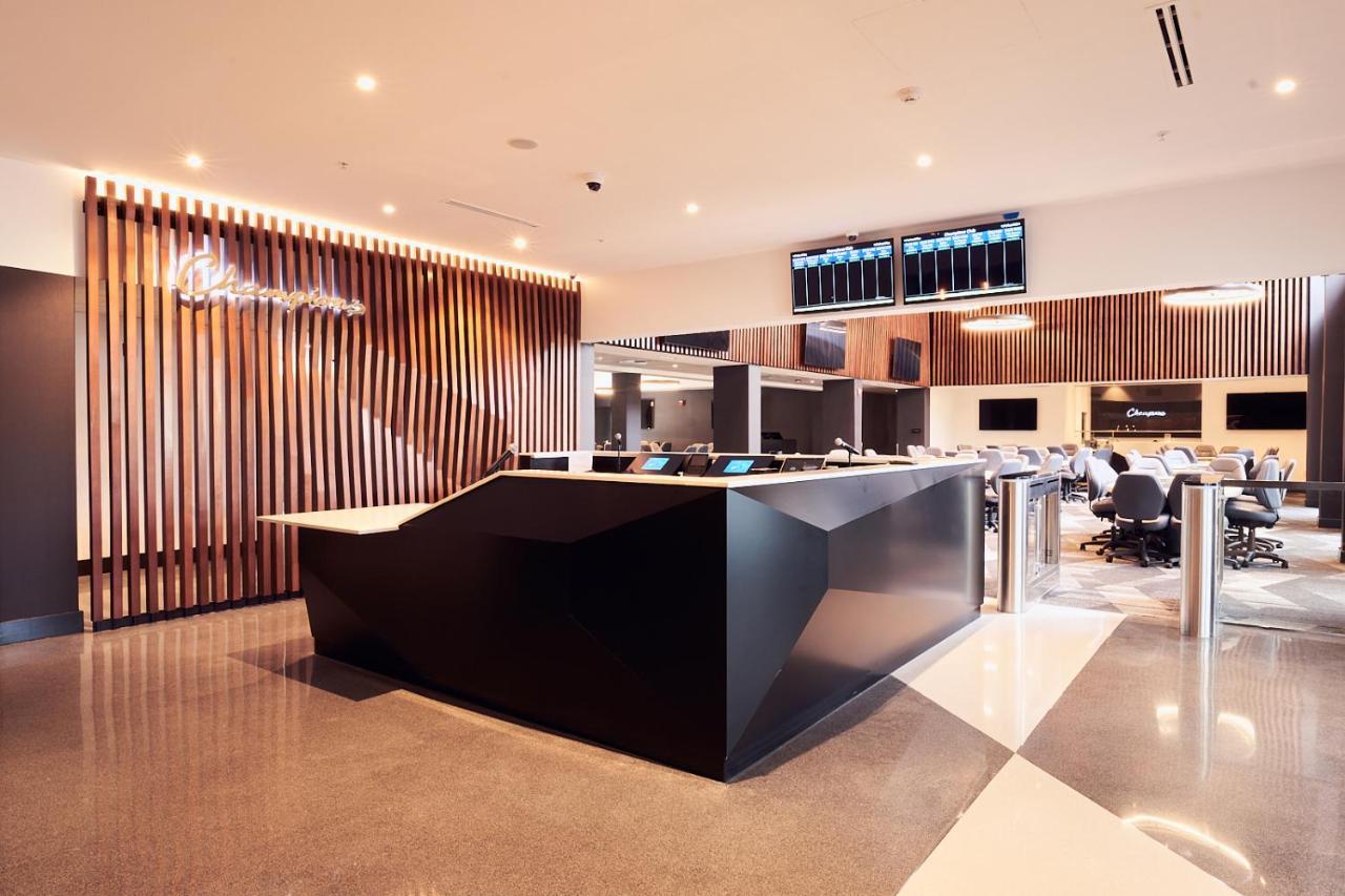 Champions Club And Hotel, Houston Westchase Bagian luar foto